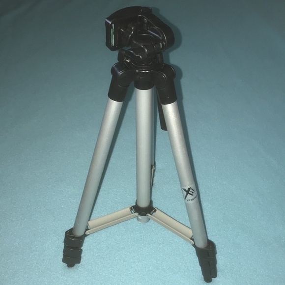 X IT PRO SERIES 50” Tripod with level designed for camcorder & DSLR’s NEW IN BOX - Picture 7 of 10